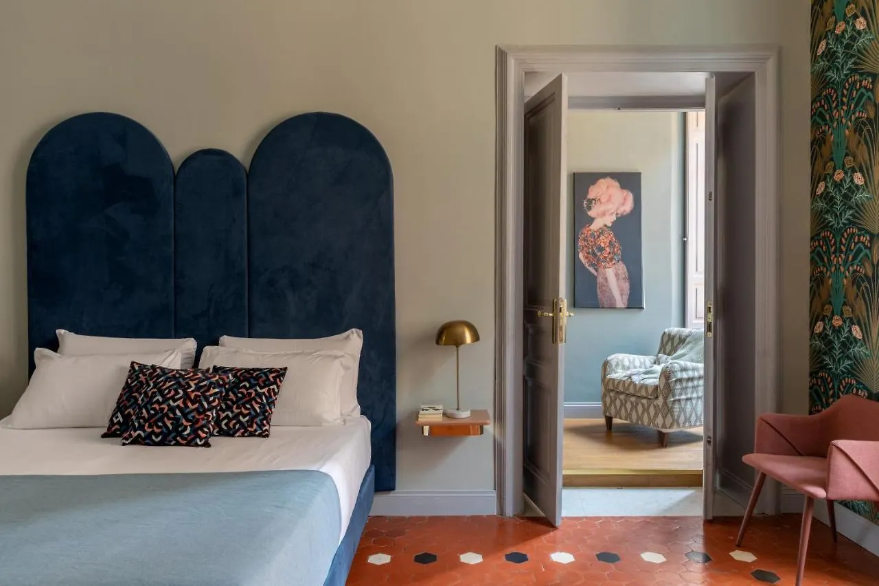Glance In Rome Otel