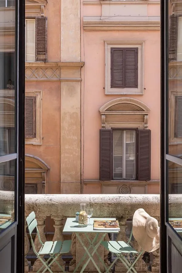 Glance In Rome Otel