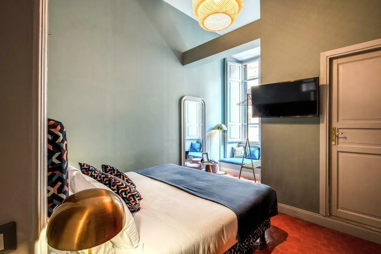 ***  Glance In Rome Otel İtalya